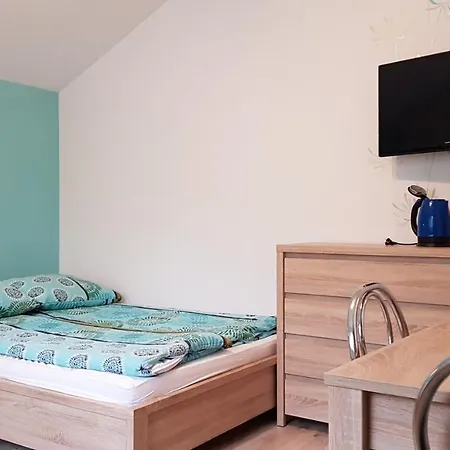 Victoria Проживание в семье Дембки