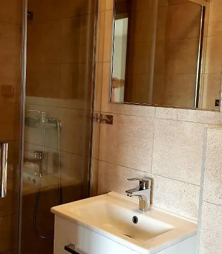 Victoria منزل للإقامة دمبكي